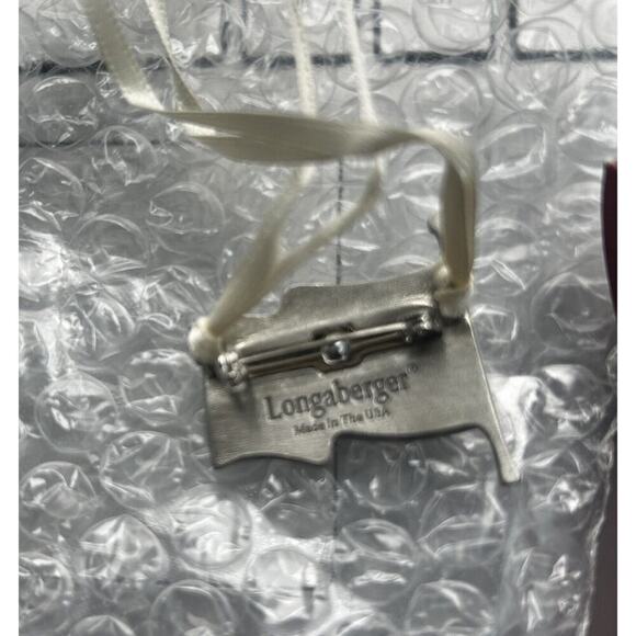 LONGABERGER 2001 OLD GLORY metal Flag PIN / tie-on - New in box - Picture 2 of 2